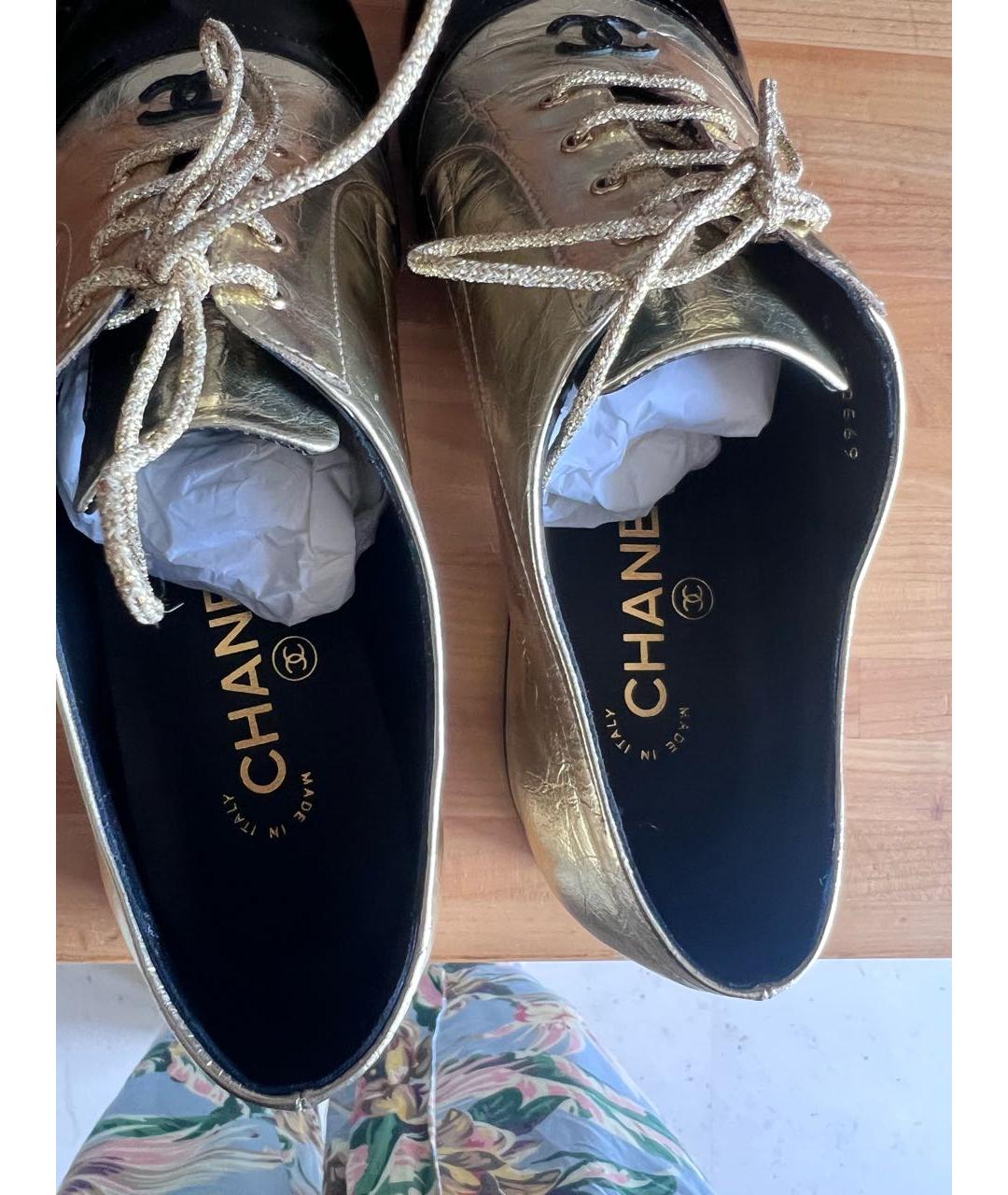 CHANEL Золотые кожаные брогги и оксфорды, фото 6