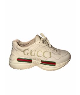 GUCCI Низкие кроссовки / кеды