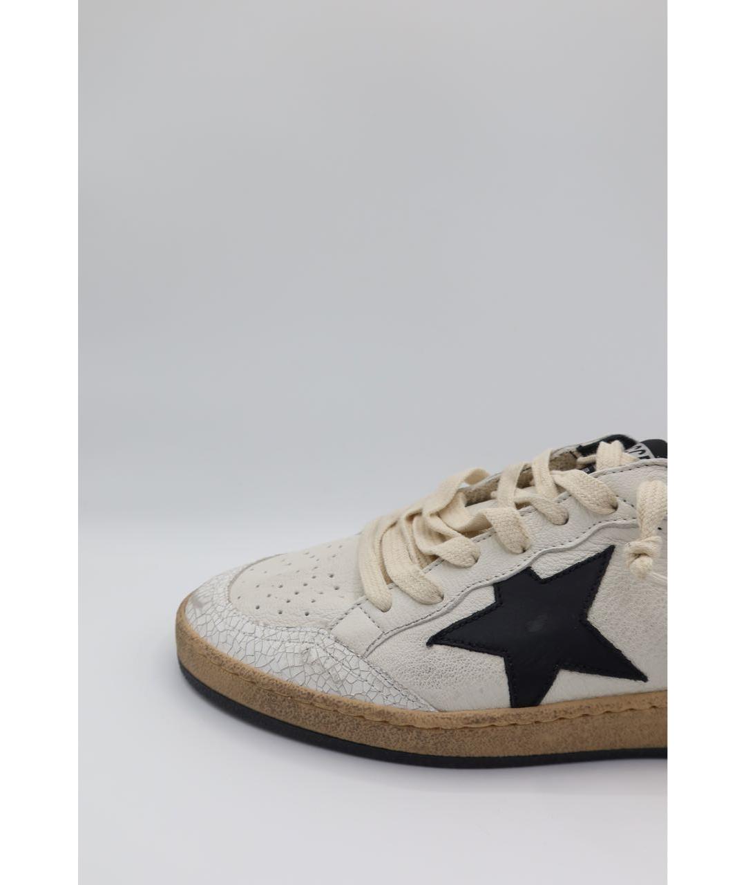 GOLDEN GOOSE DELUXE BRAND Белые кожаные низкие кроссовки / кеды, фото 2
