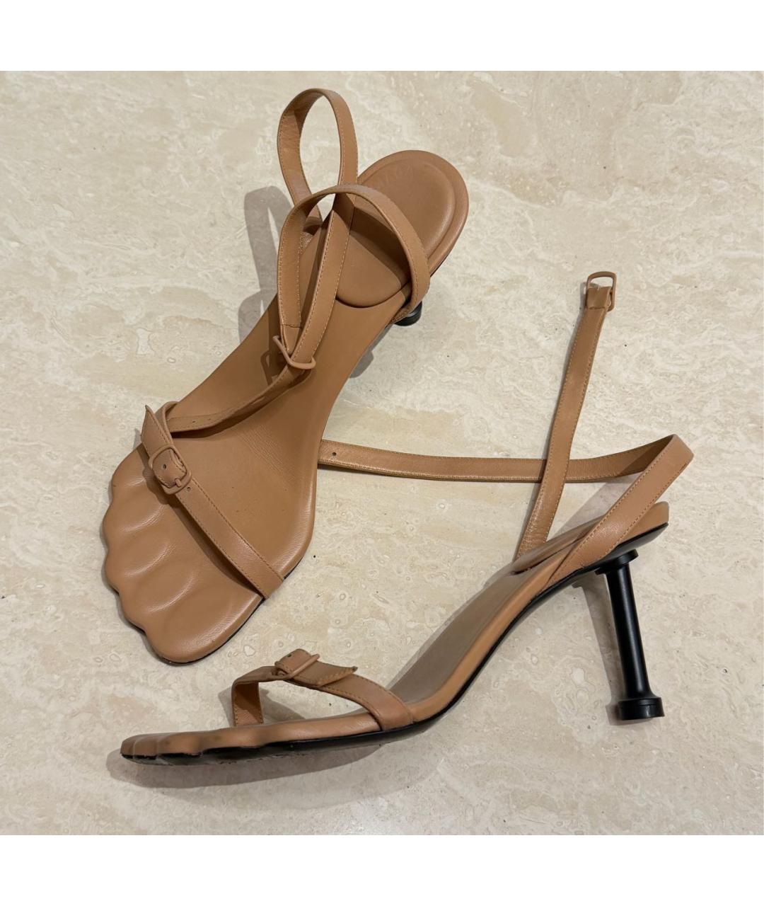 BALENCIAGA Бежевые кожаные босоножки, фото 7