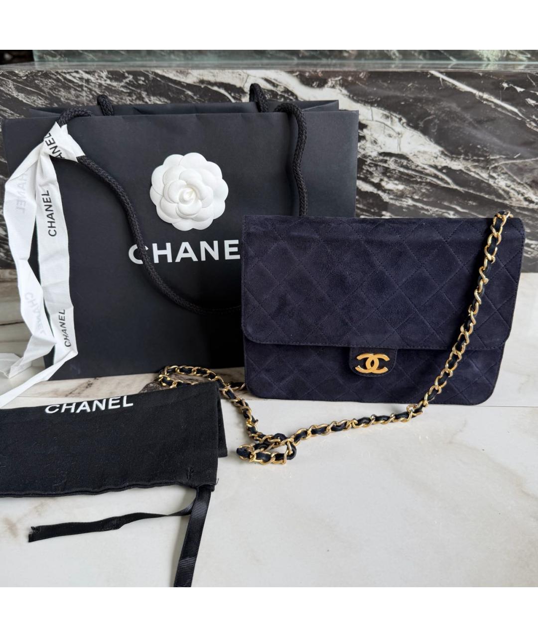 CHANEL Темно-синяя замшевая сумка через плечо, фото 2