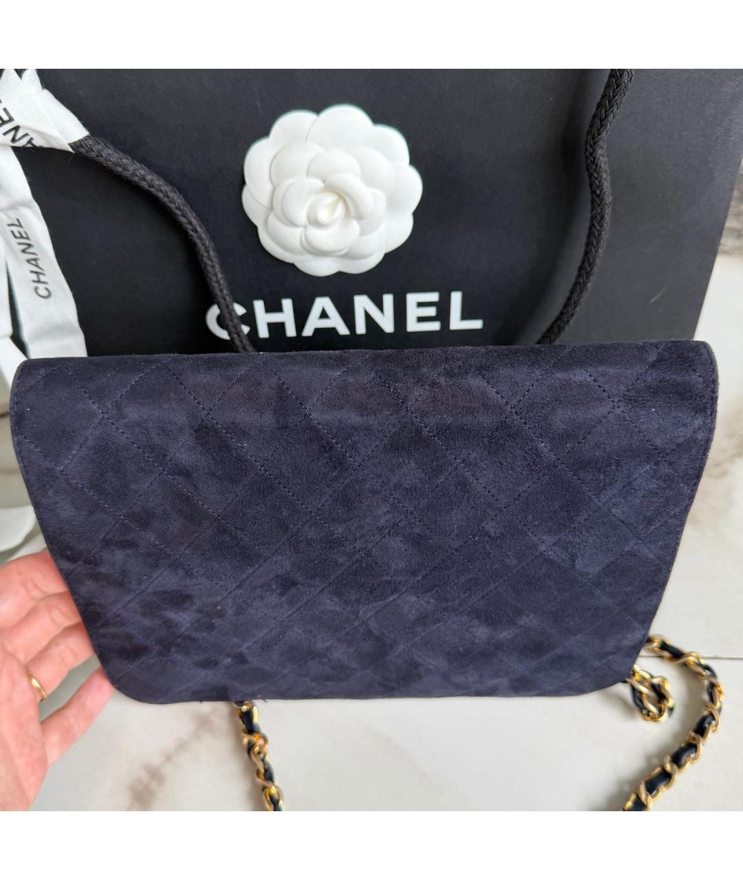 CHANEL Темно-синяя замшевая сумка через плечо, фото 4