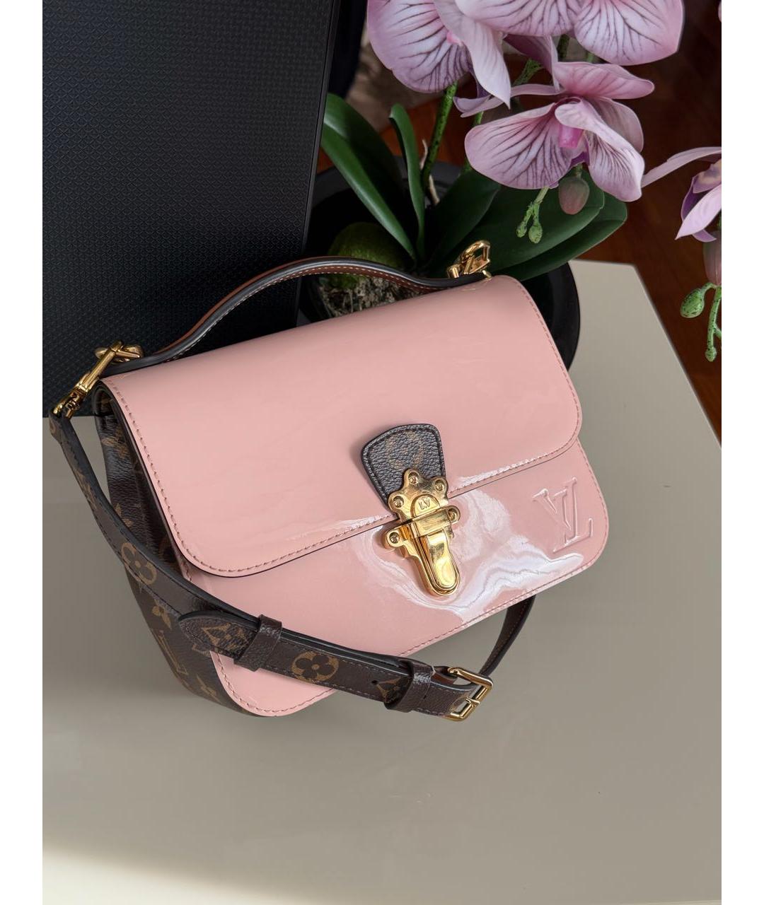 LOUIS VUITTON Розовая сумка через плечо из лакированной кожи, фото 2