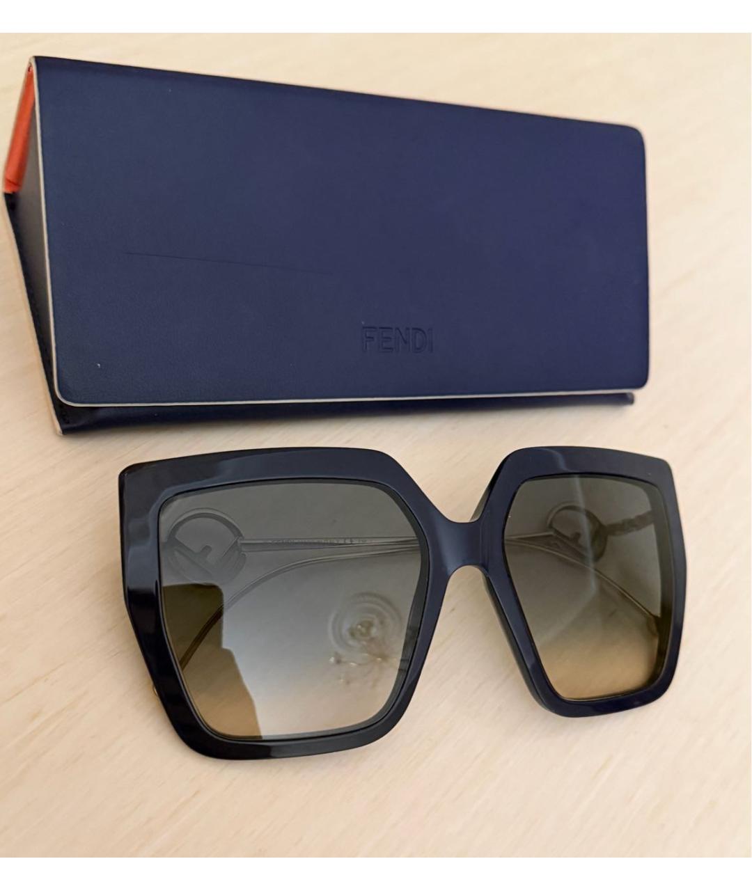 FENDI Темно-синие пластиковые солнцезащитные очки, фото 3