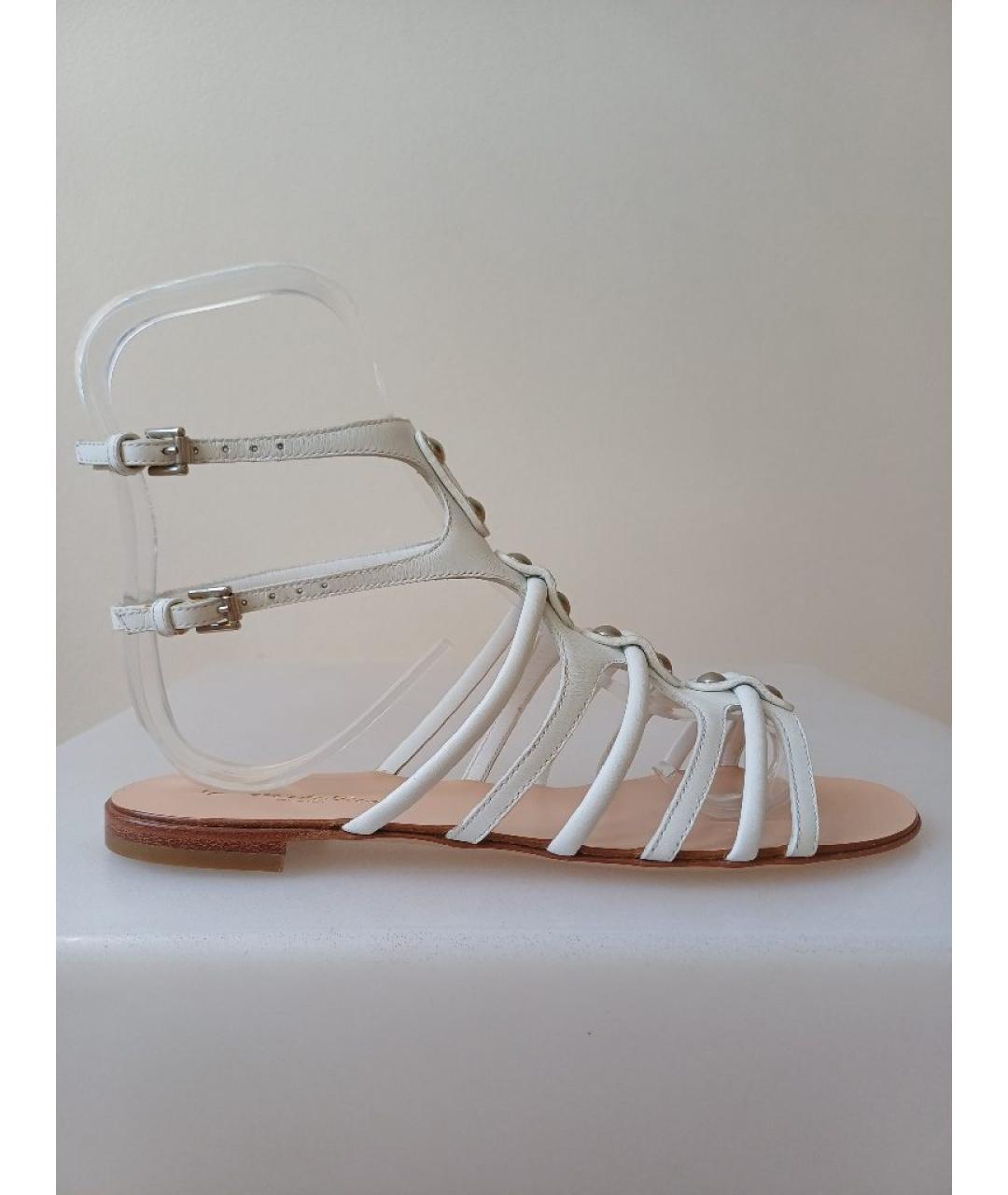 GIANVITO ROSSI Белые кожаные босоножки, фото 10