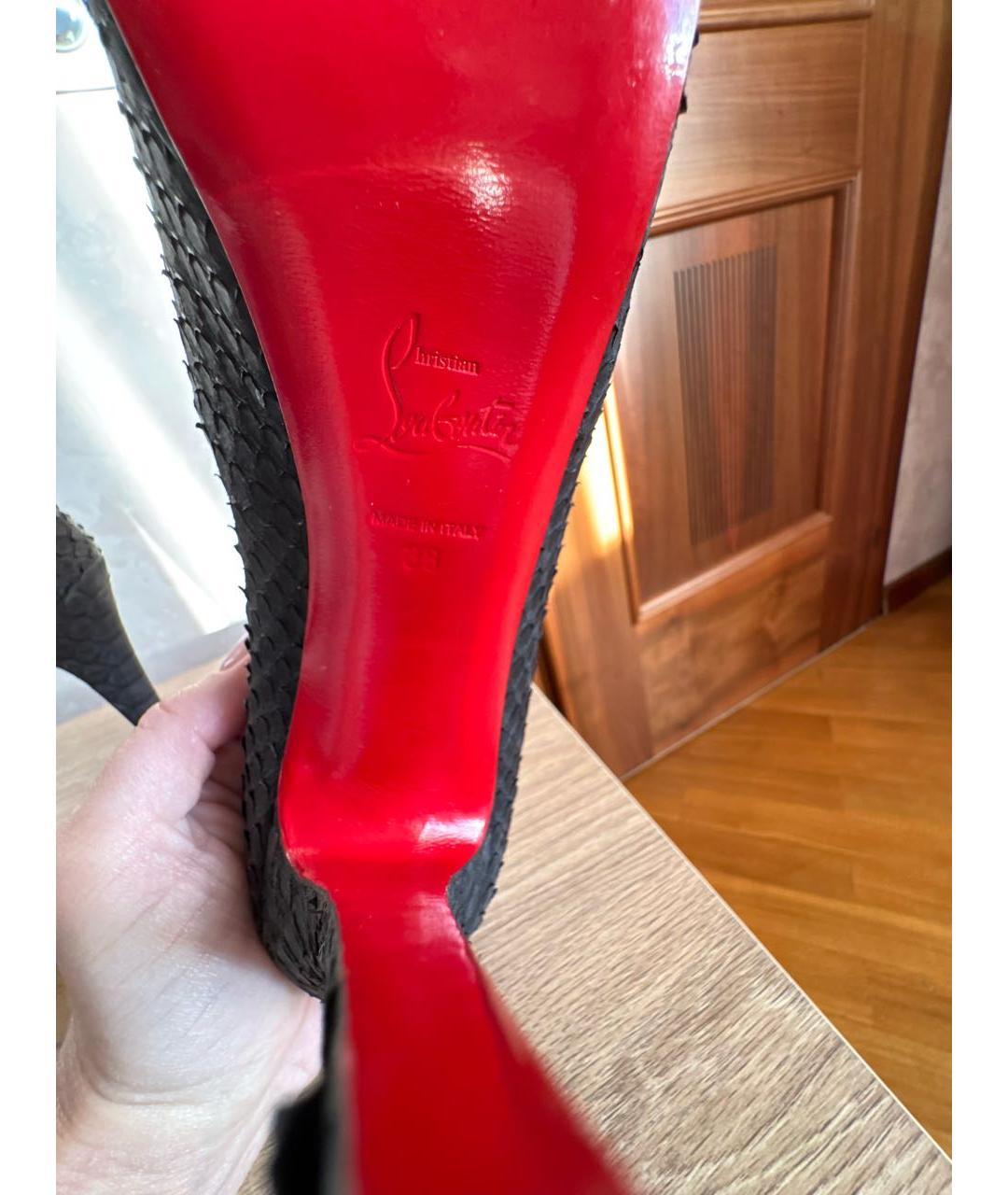 CHRISTIAN LOUBOUTIN Черные туфли из экзотической кожи, фото 5
