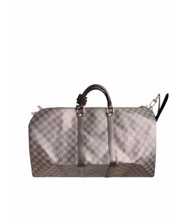 LOUIS VUITTON Дорожная и спортивная сумка