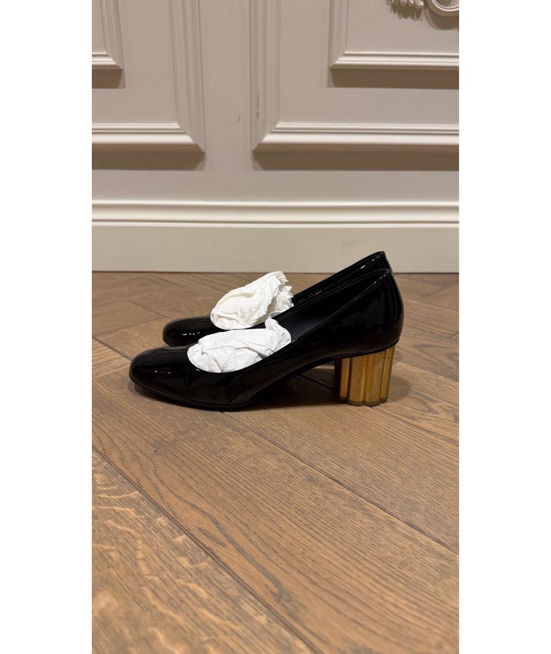 FERRAGAMO Черные туфли из лакированной кожи, фото 4