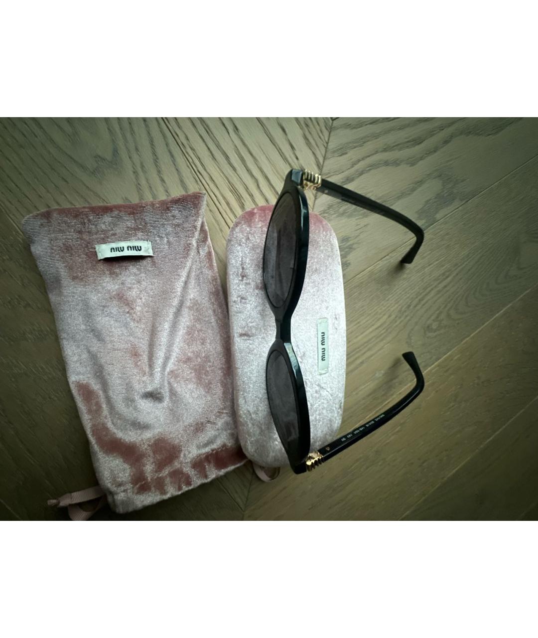 MIU MIU Черные пластиковые солнцезащитные очки, фото 4