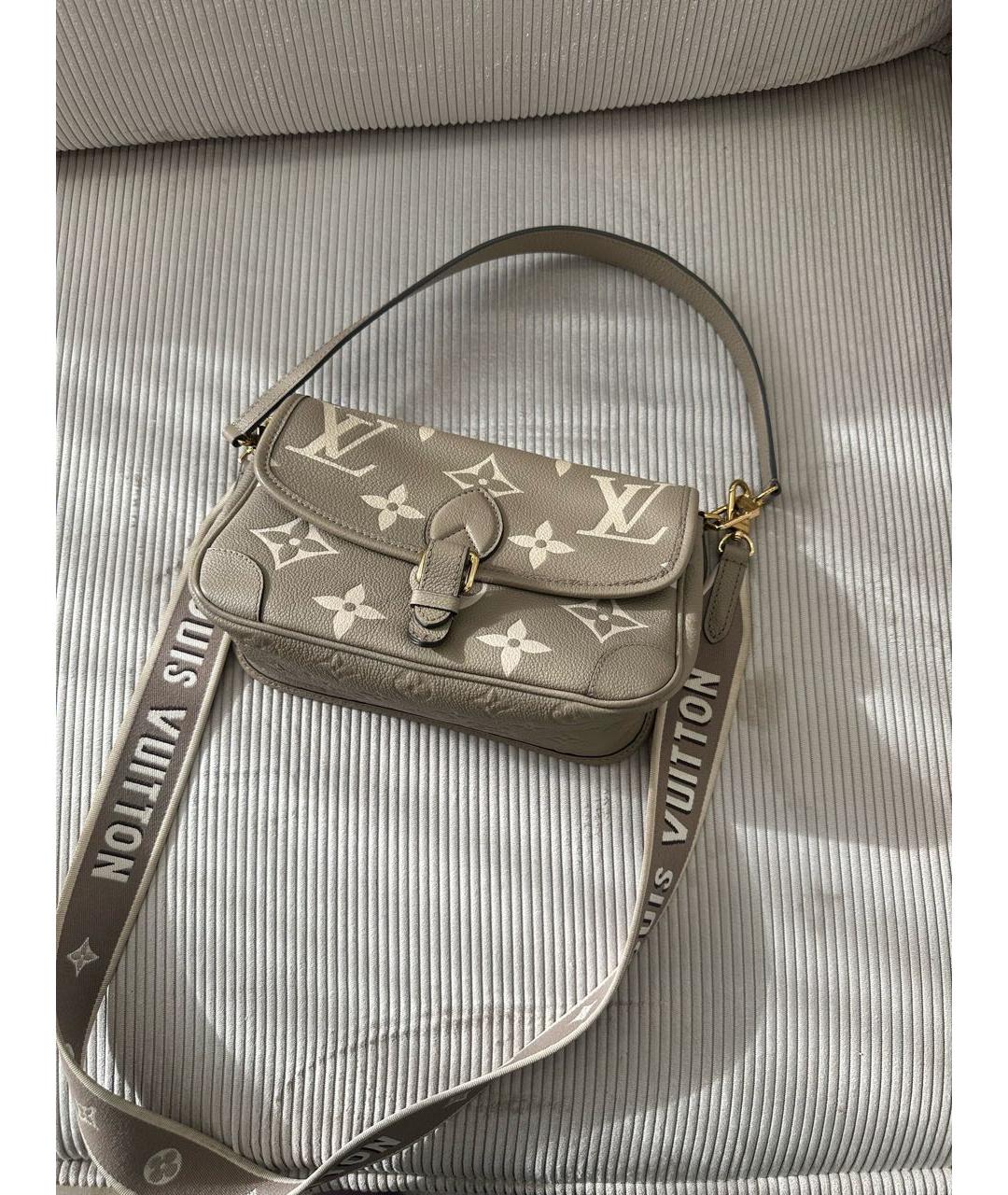 LOUIS VUITTON Бежевая кожаная сумка через плечо, фото 2