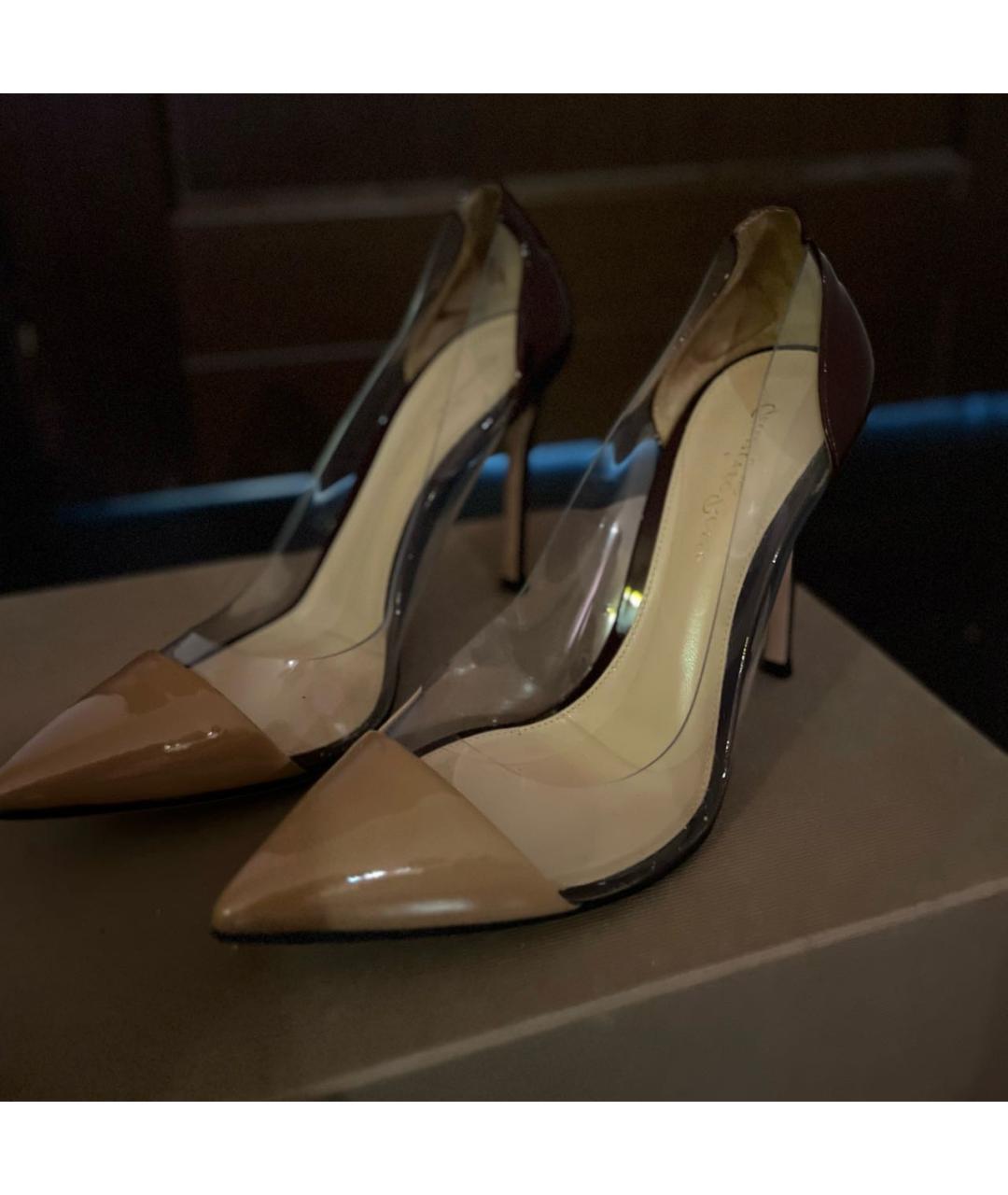 GIANVITO ROSSI Бежевые кожаные туфли, фото 5