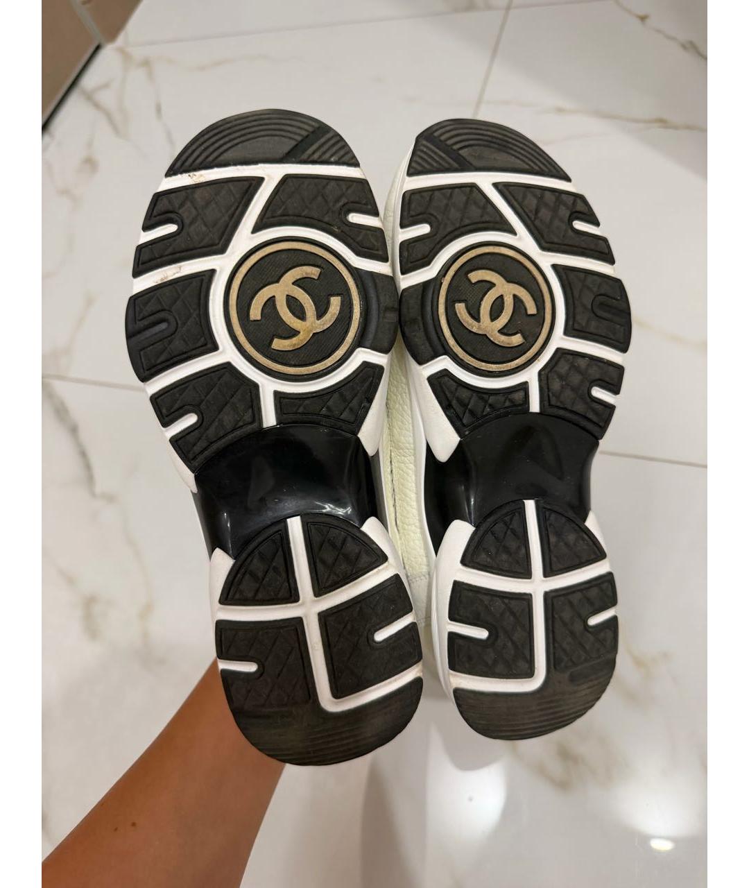 CHANEL Белые кожаные кроссовки, фото 6