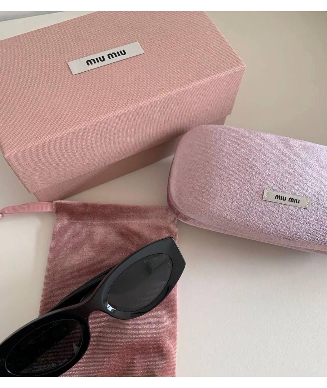MIU MIU Черные пластиковые солнцезащитные очки, фото 3