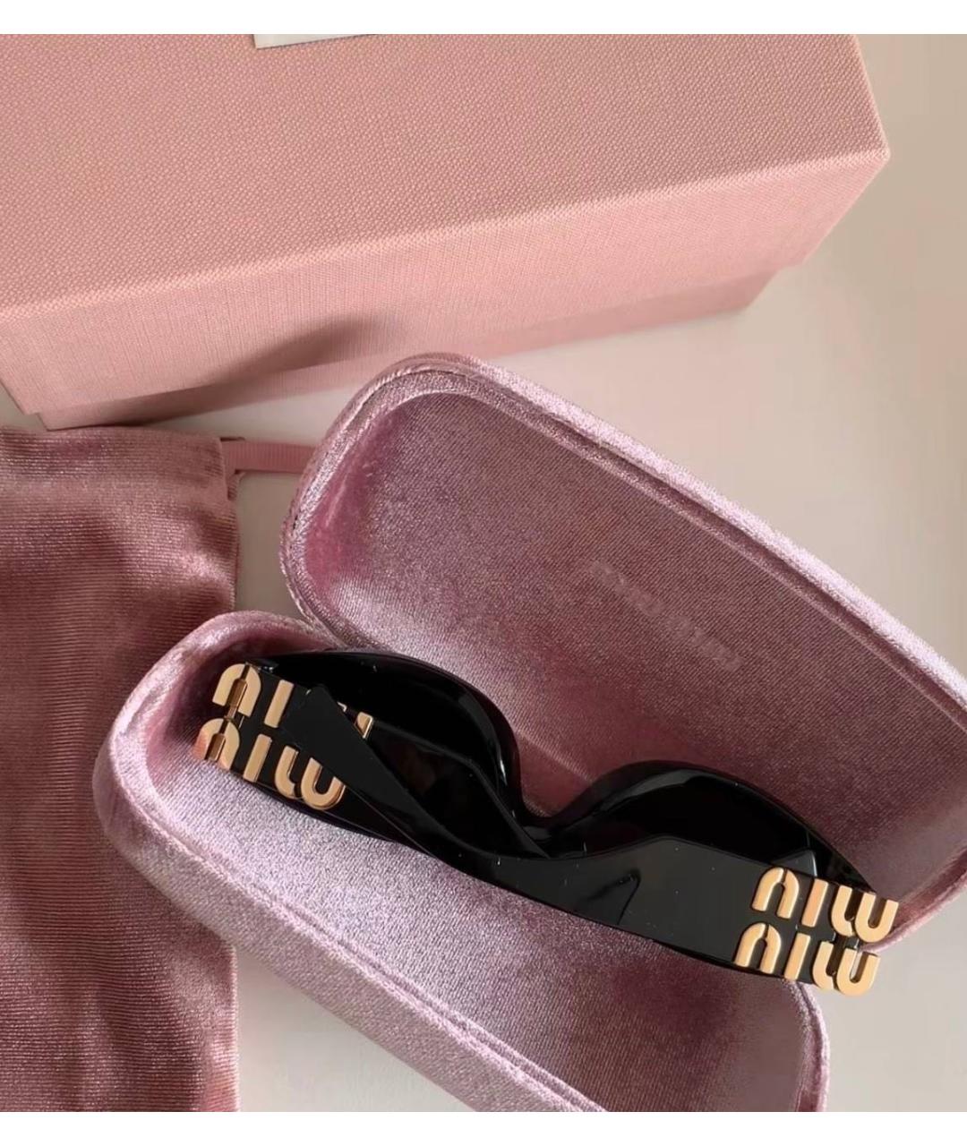 MIU MIU Черные пластиковые солнцезащитные очки, фото 2