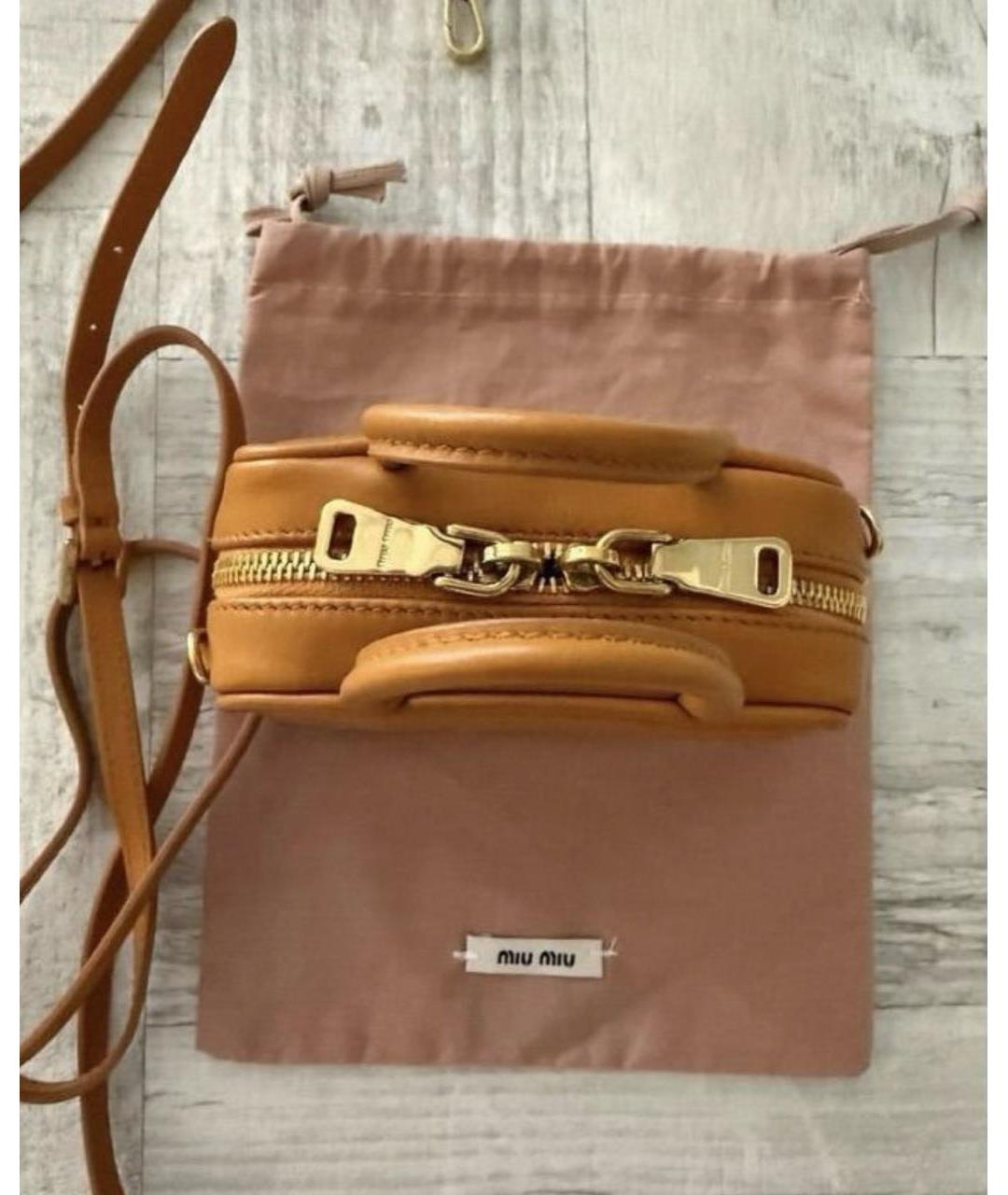 MIU MIU Коричневая кожаная сумка с короткими ручками, фото 4