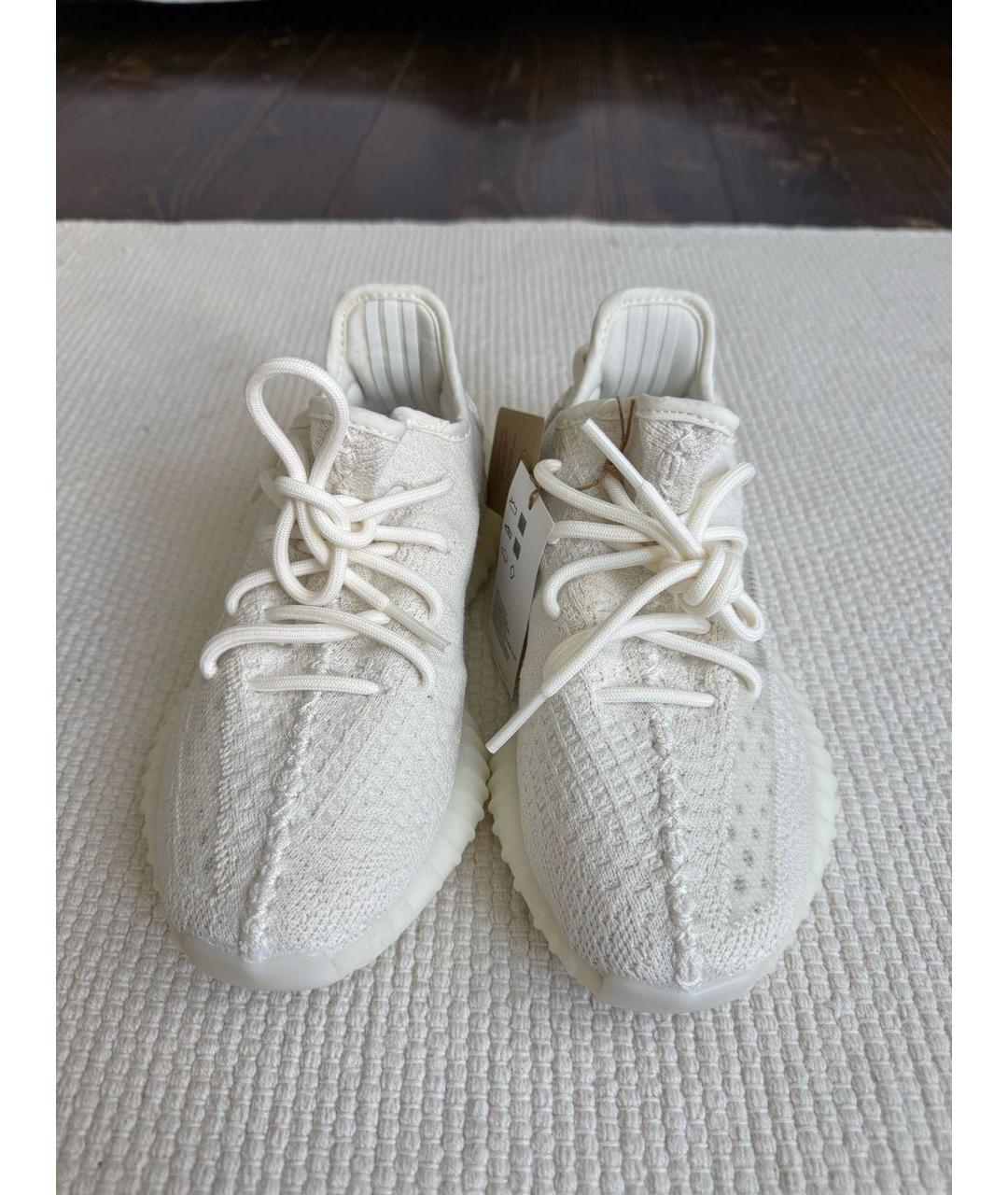 ADIDAS YEEZY Белые текстильные лодочки на низком каблуке, фото 2