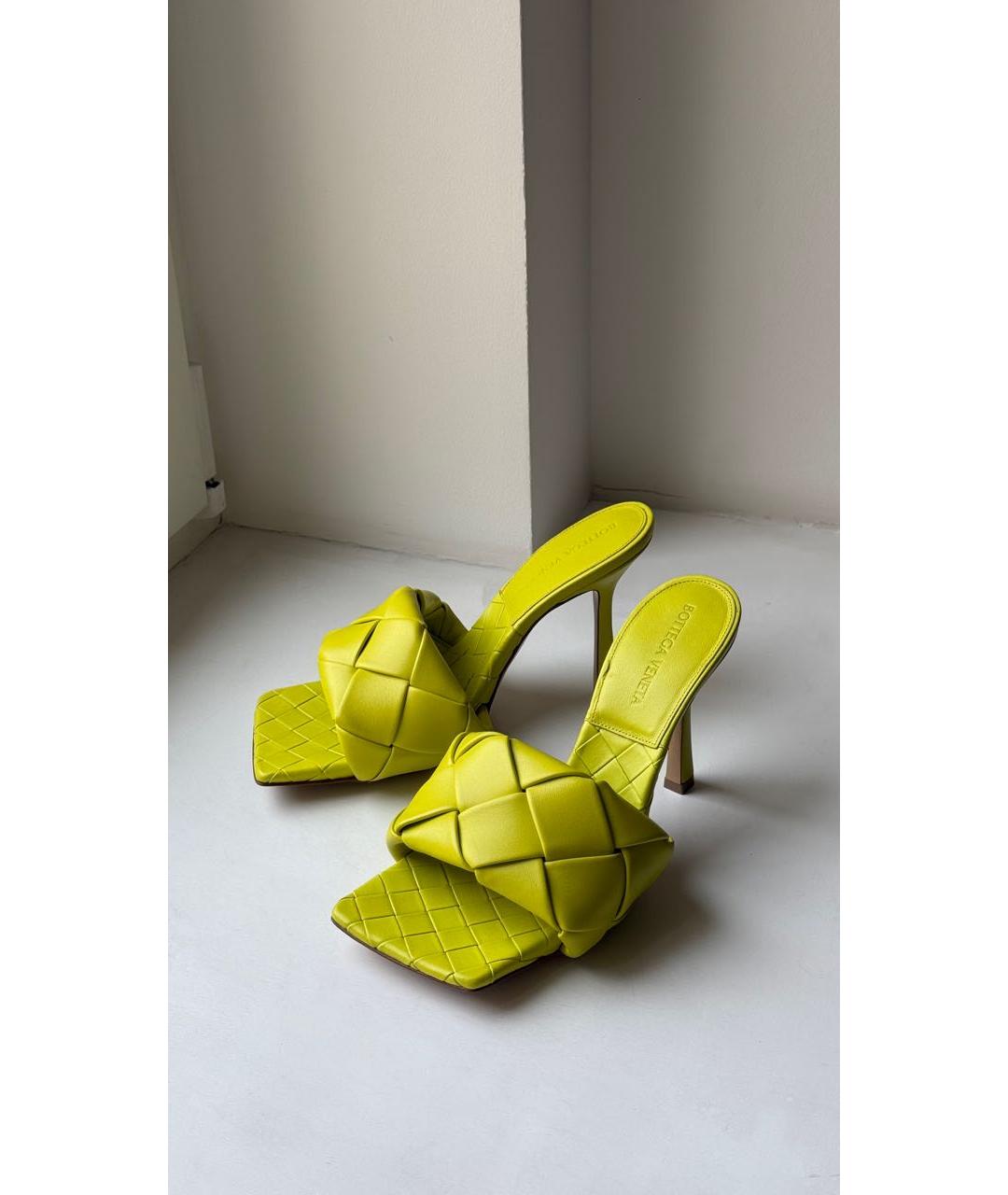 BOTTEGA VENETA Зеленые кожаные мюли, фото 5