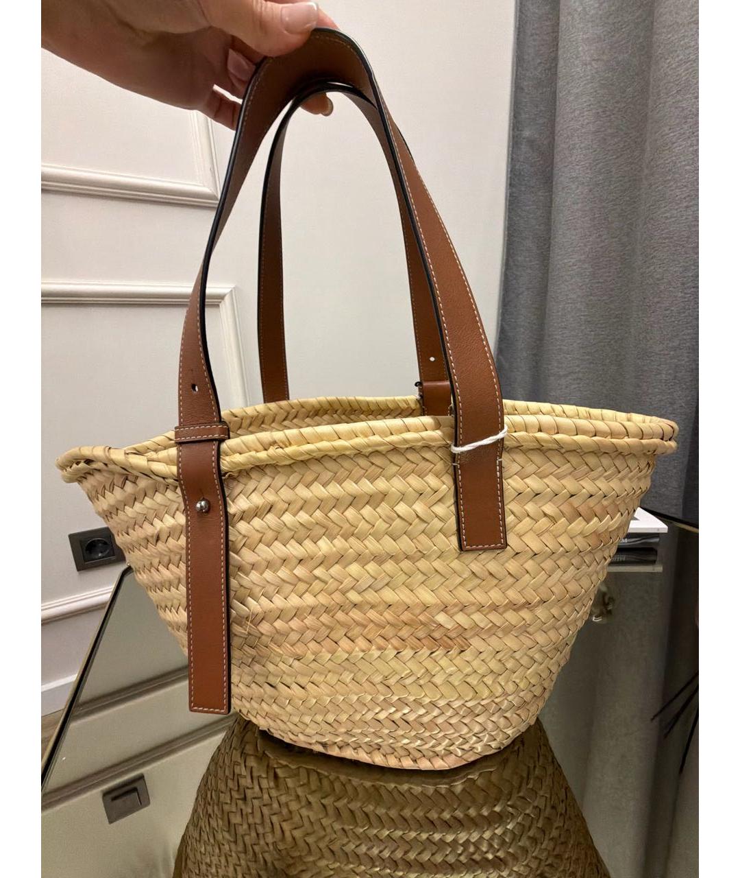 LOEWE Бежевая плетеная пляжная сумка, фото 4