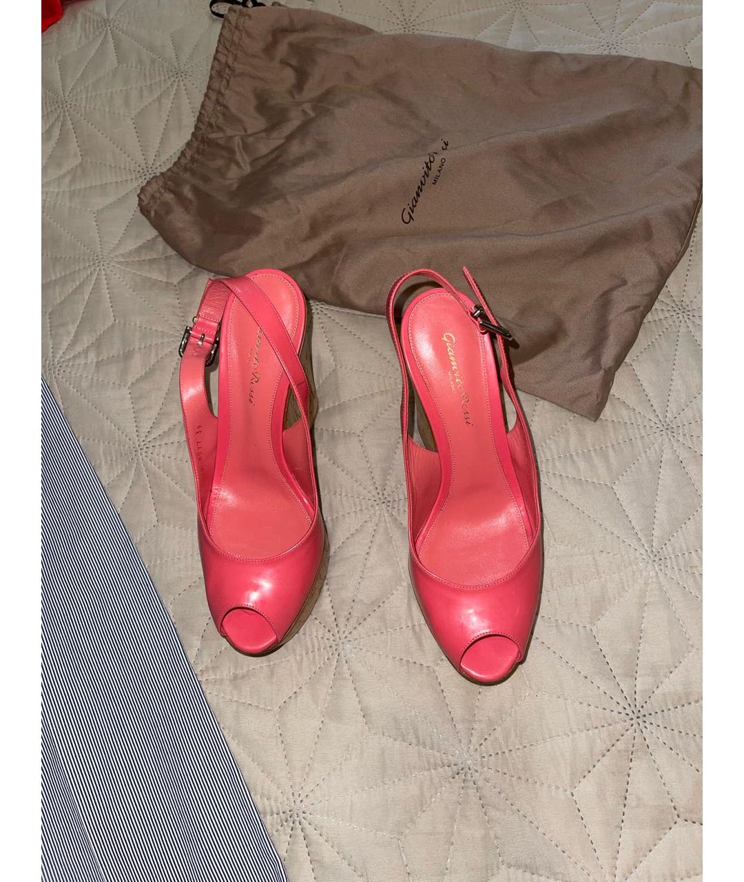 GIANVITO ROSSI Коралловые кожаные босоножки, фото 2