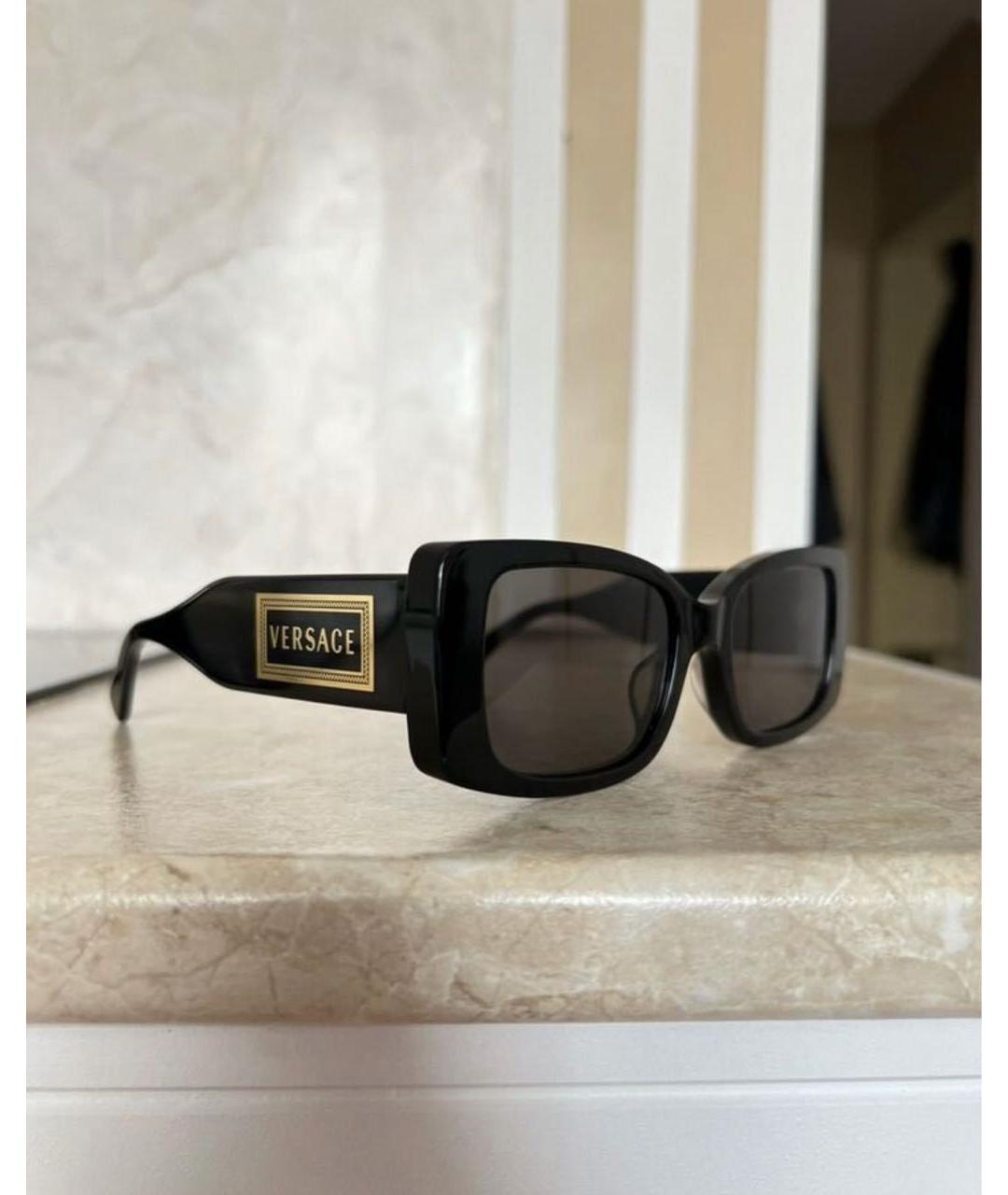 VERSACE Черные пластиковые солнцезащитные очки, фото 2