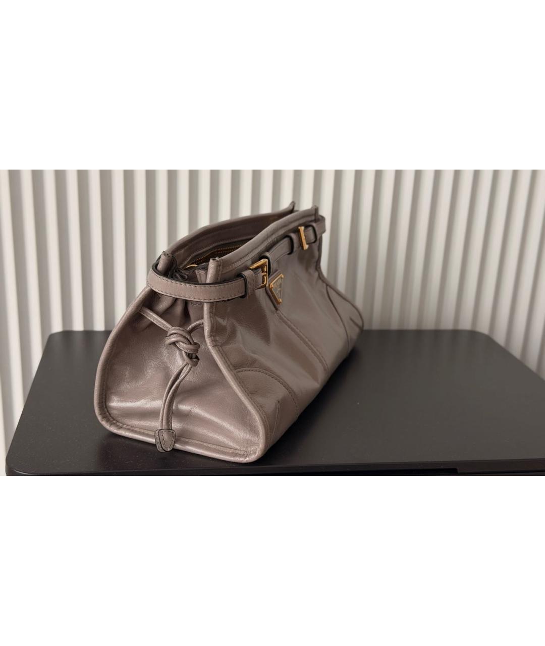PRADA Серая кожаная сумка тоут, фото 2