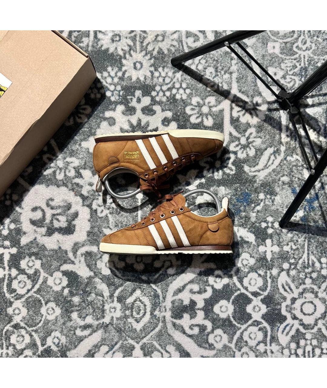 ADIDAS Коричневые нубуковые кроссовки, фото 3