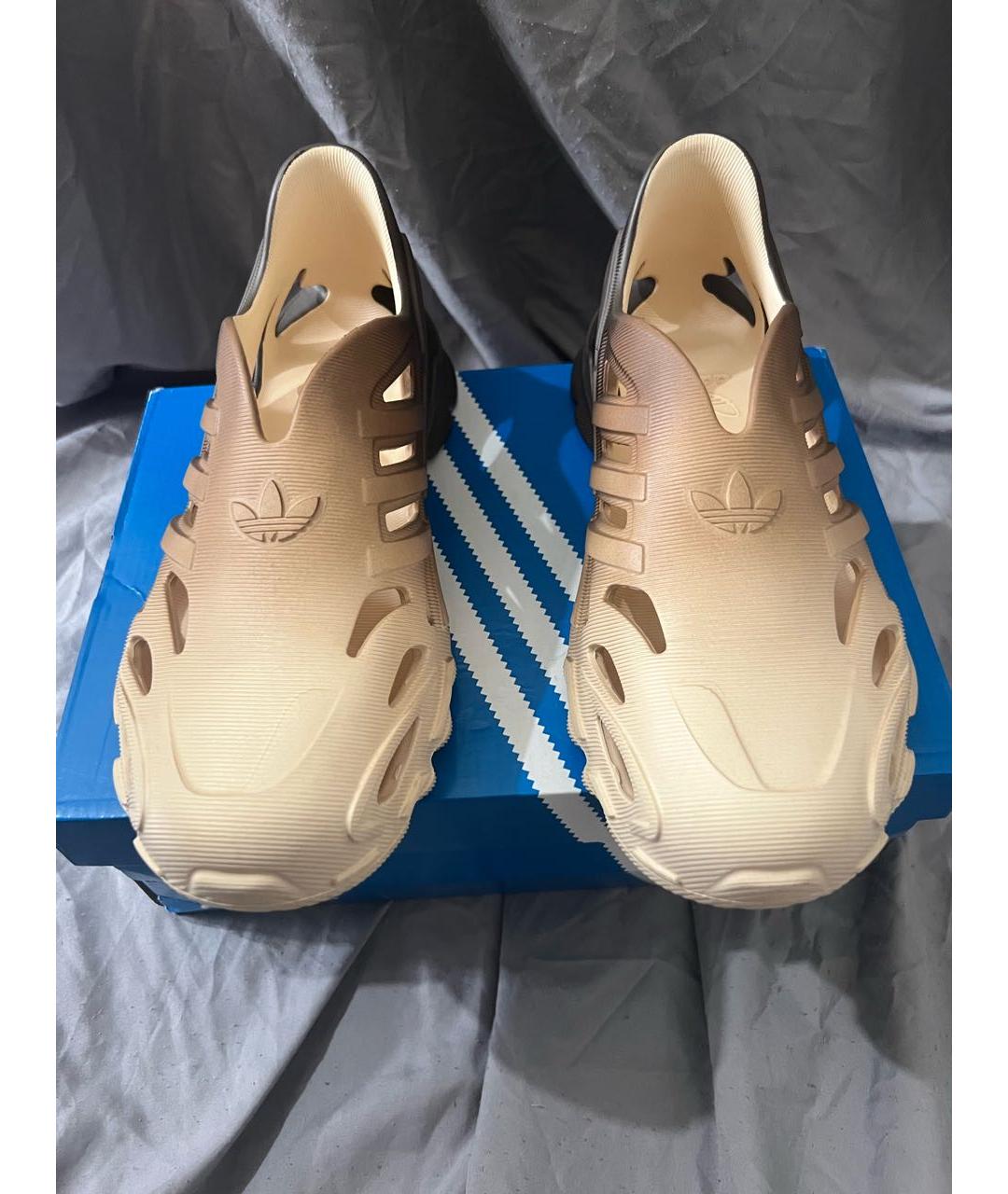 ADIDAS Бежевые резиновые сандалии и шлепанцы, фото 2