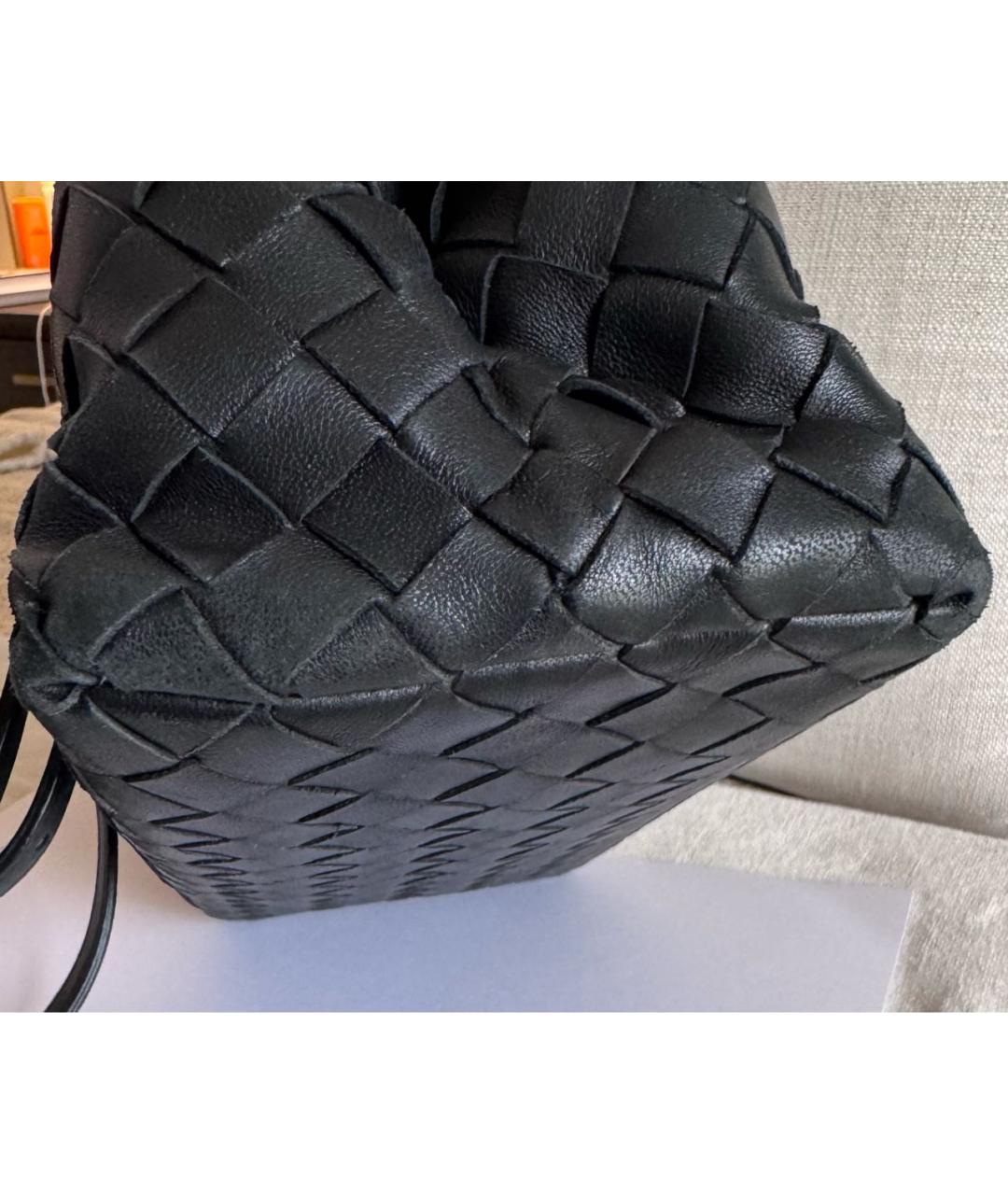 BOTTEGA VENETA Черная кожаная сумка с короткими ручками, фото 6