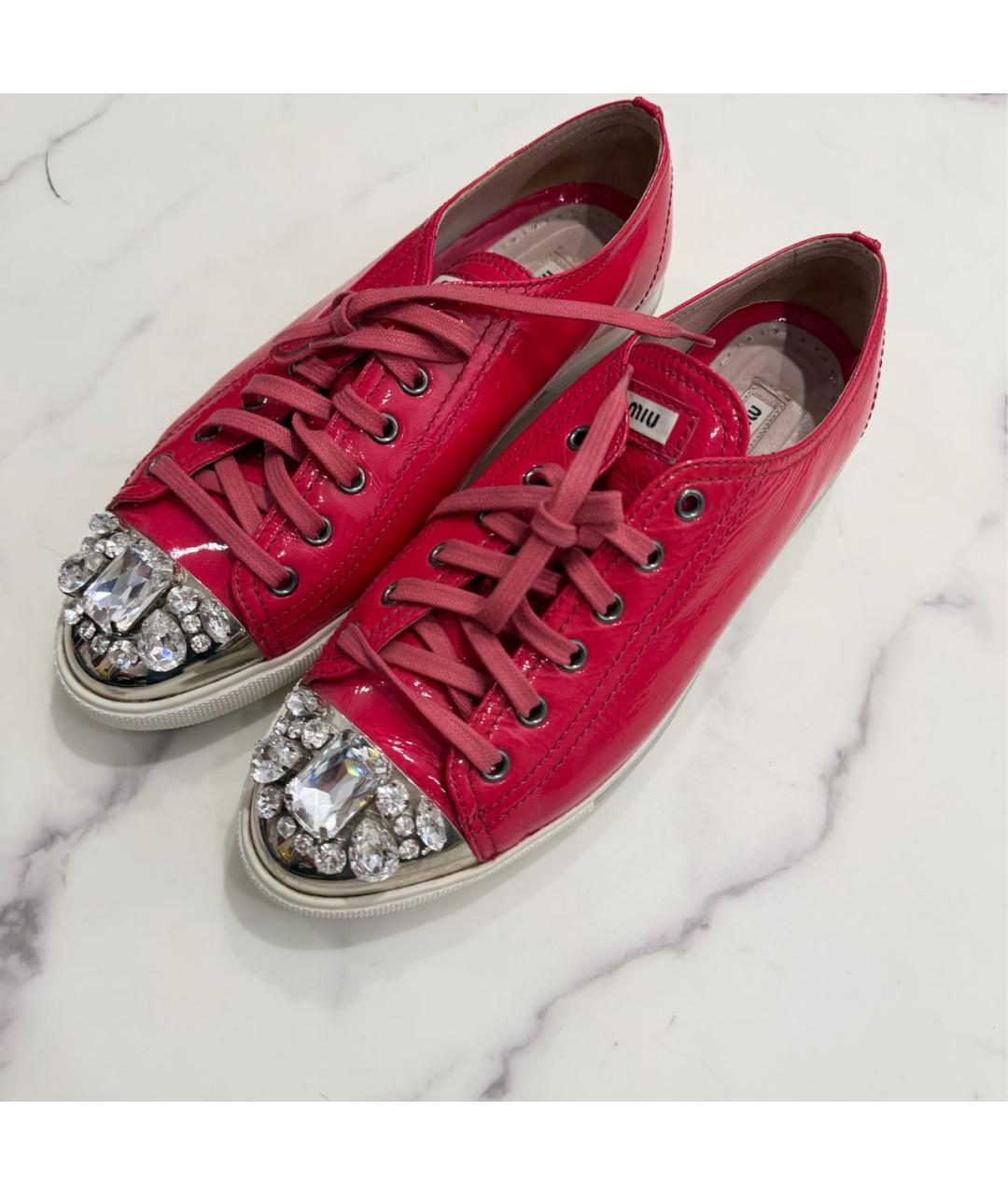MIU MIU Розовые кеды из лакированной кожи, фото 2