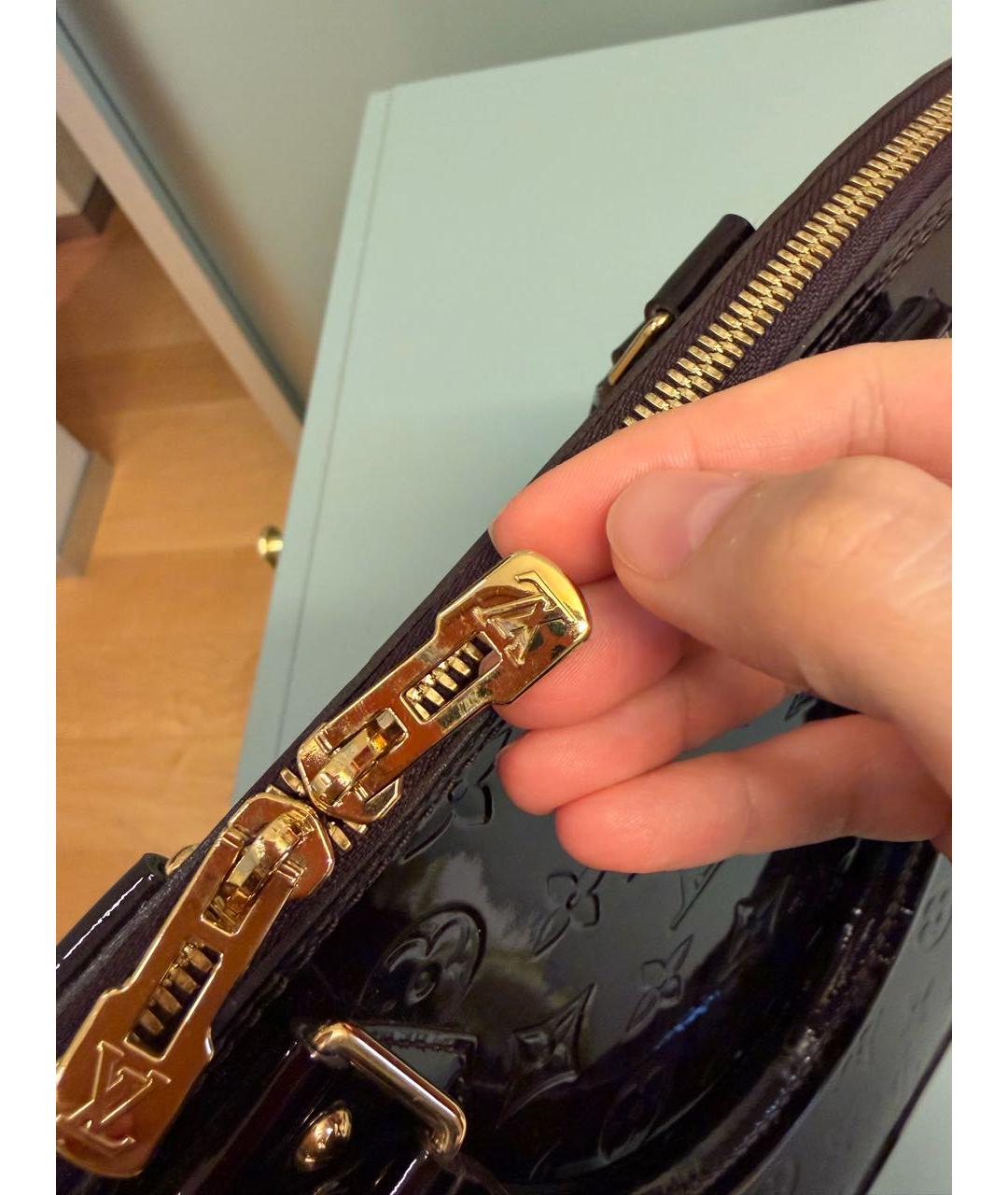 LOUIS VUITTON Фиолетовая сумка с короткими ручками из лакированной кожи, фото 3