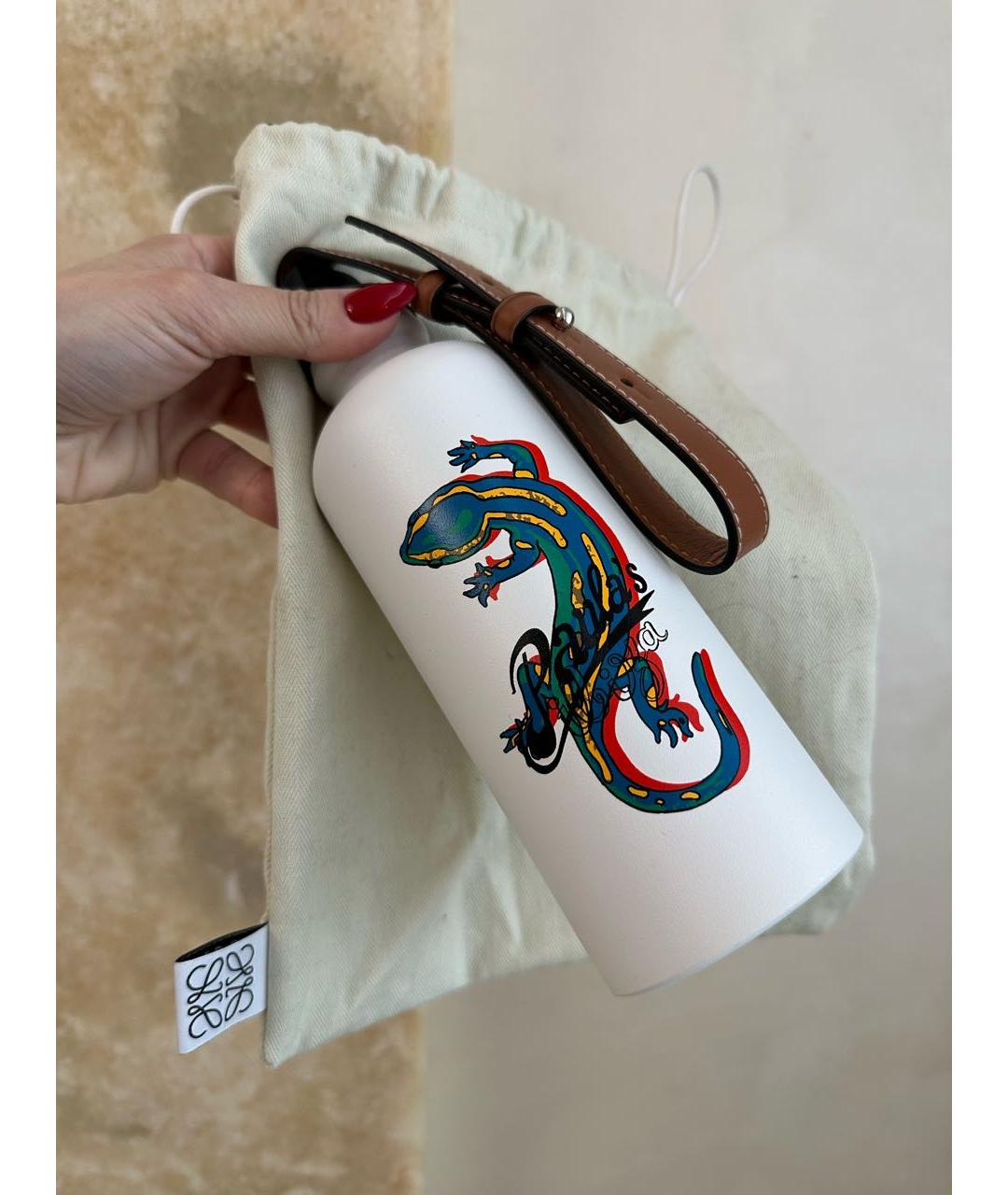 LOEWE Белый брелок, фото 3