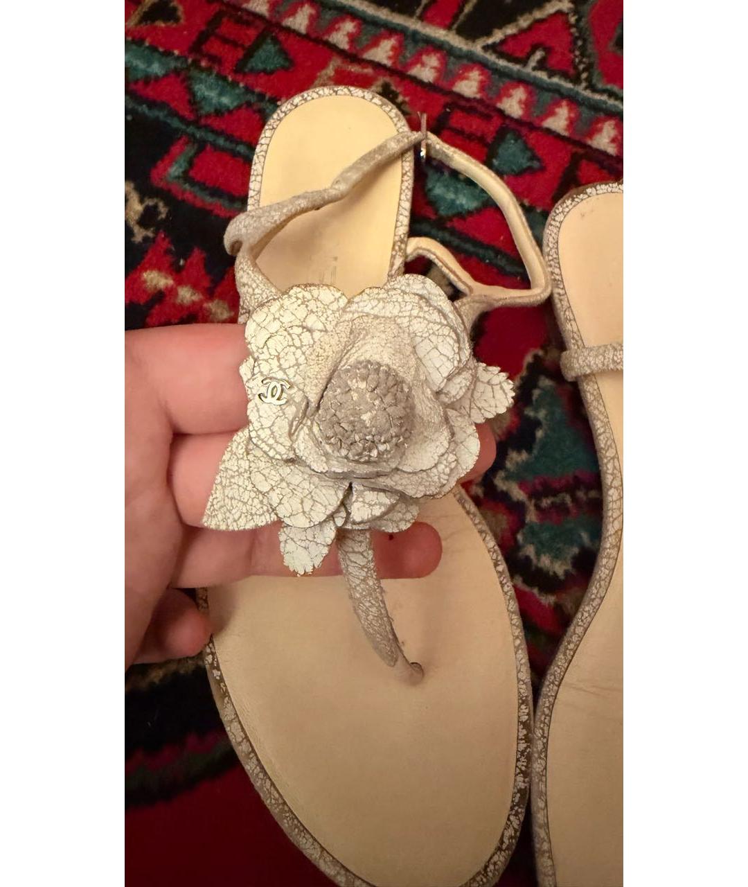CHANEL Белые кожаные сандалии, фото 4