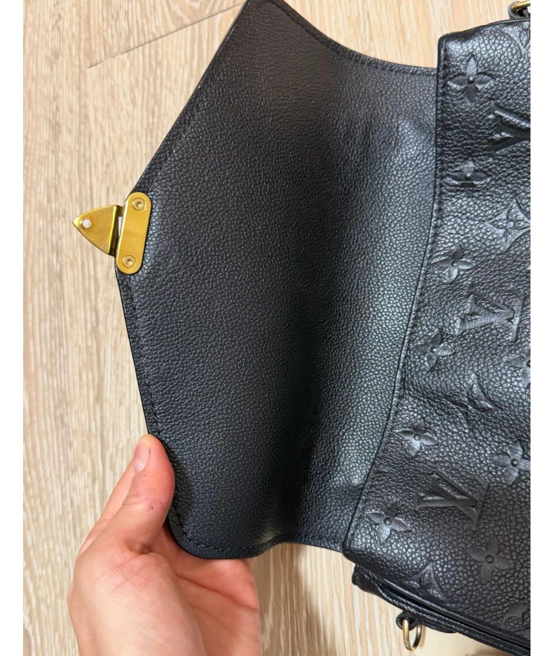 LOUIS VUITTON Черная кожаная сумка с короткими ручками, фото 4