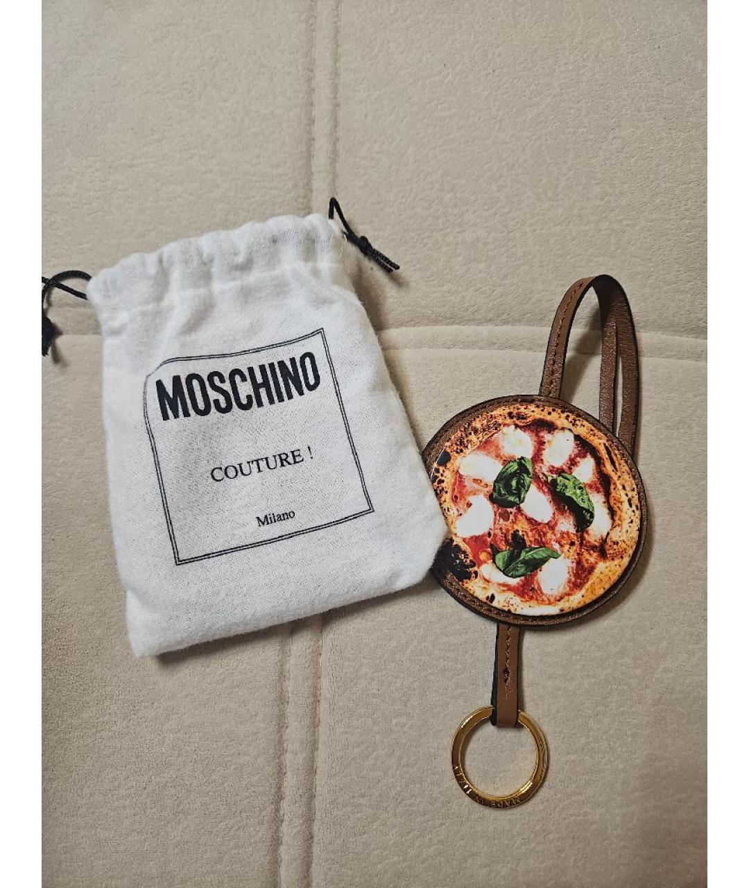 MOSCHINO Коричневый брелок, фото 3