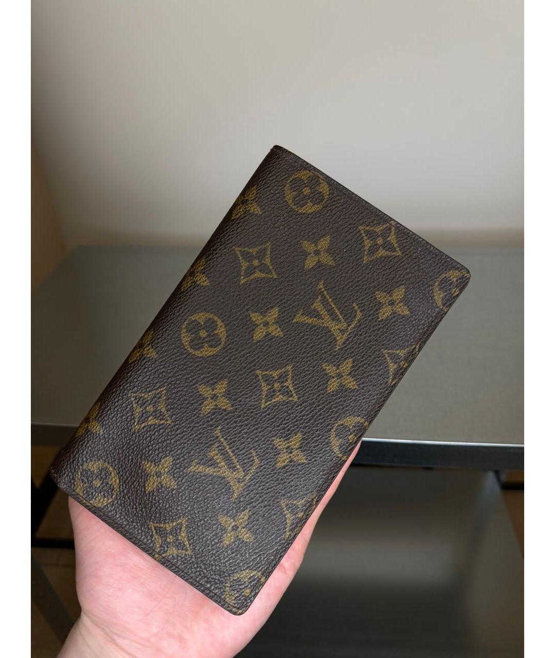 LOUIS VUITTON Коричневый кошелек, фото 4