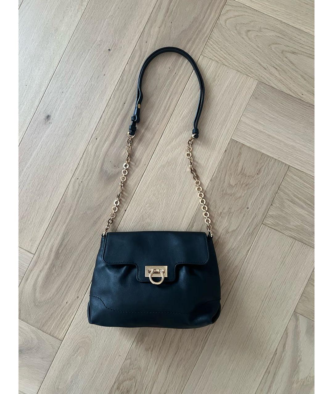 FERRAGAMO Черная кожаная сумка через плечо, фото 4