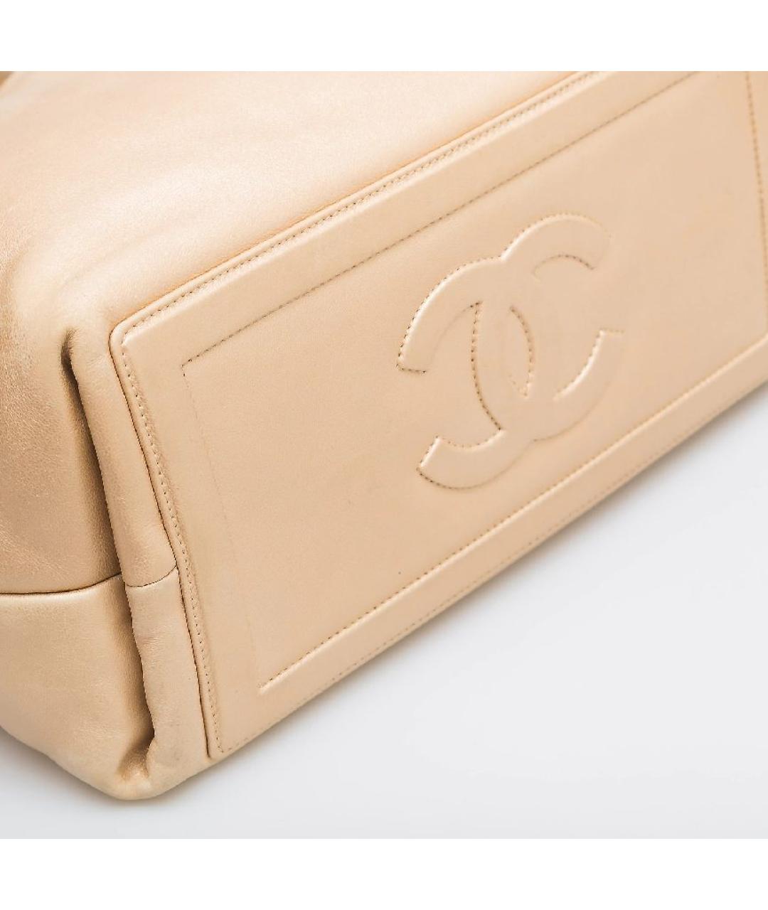 CHANEL Бежевая кожаная сумка тоут, фото 5