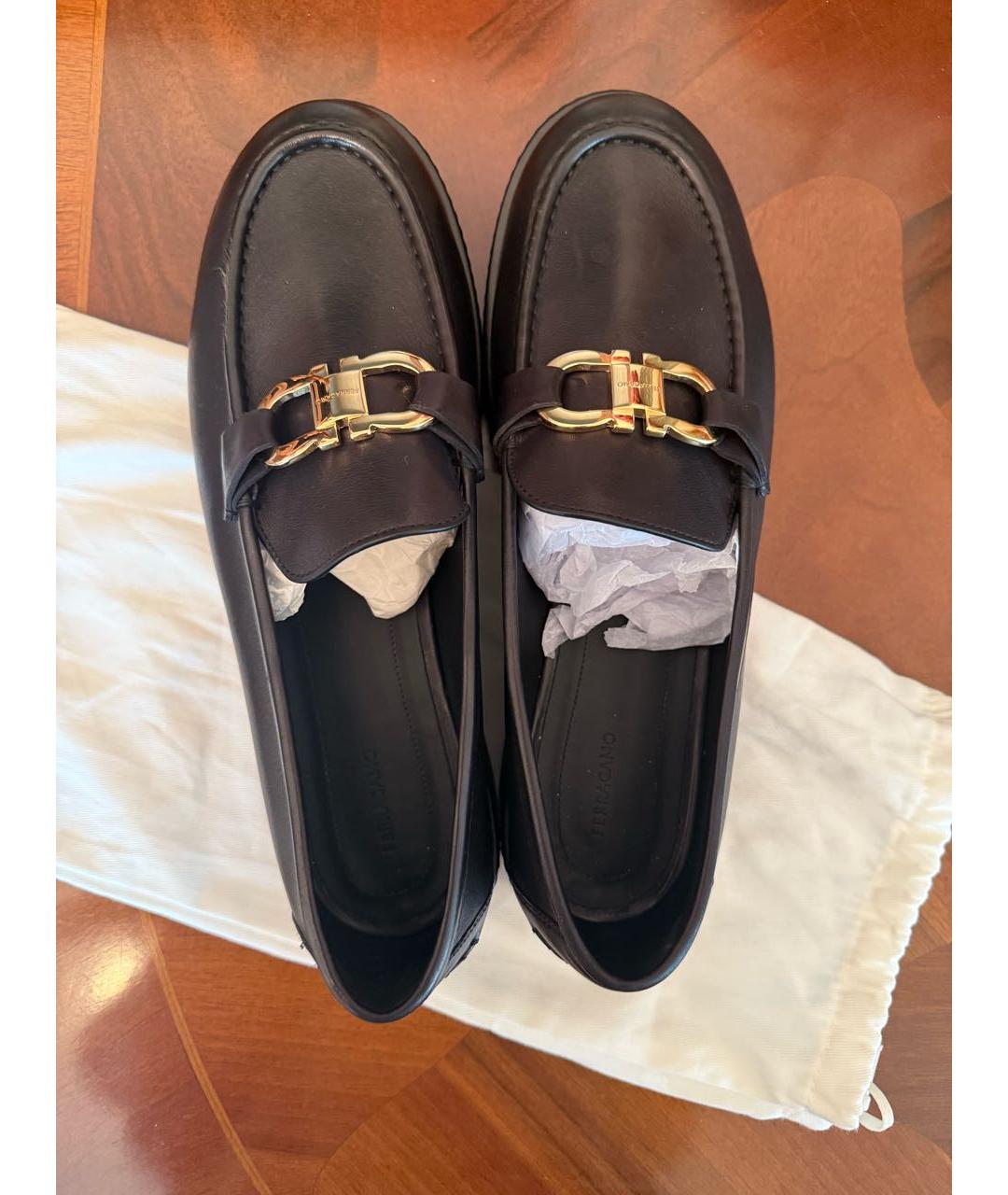 FERRAGAMO Черные кожаные лоферы, фото 3