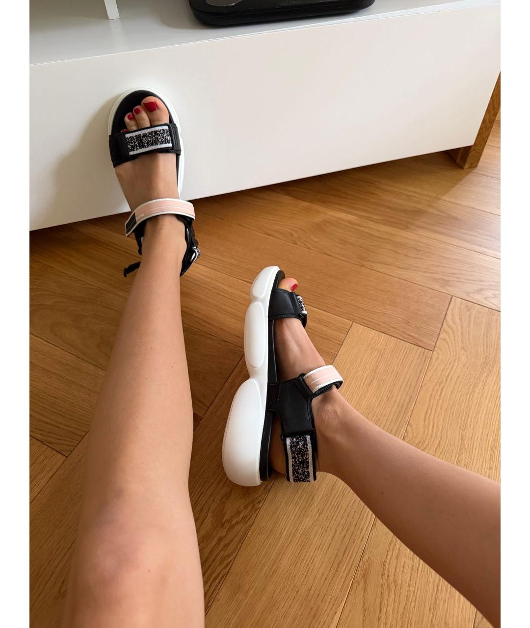 PRADA Черные кожаные сандалии, фото 5