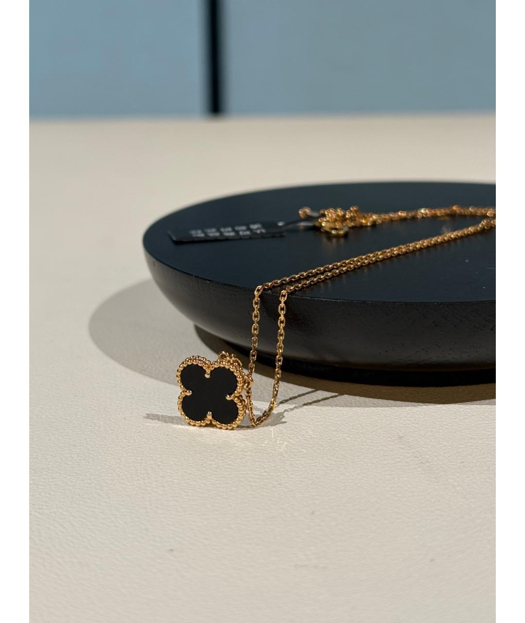 VAN CLEEF & ARPELS Черная подвеска из желтого золота, фото 2