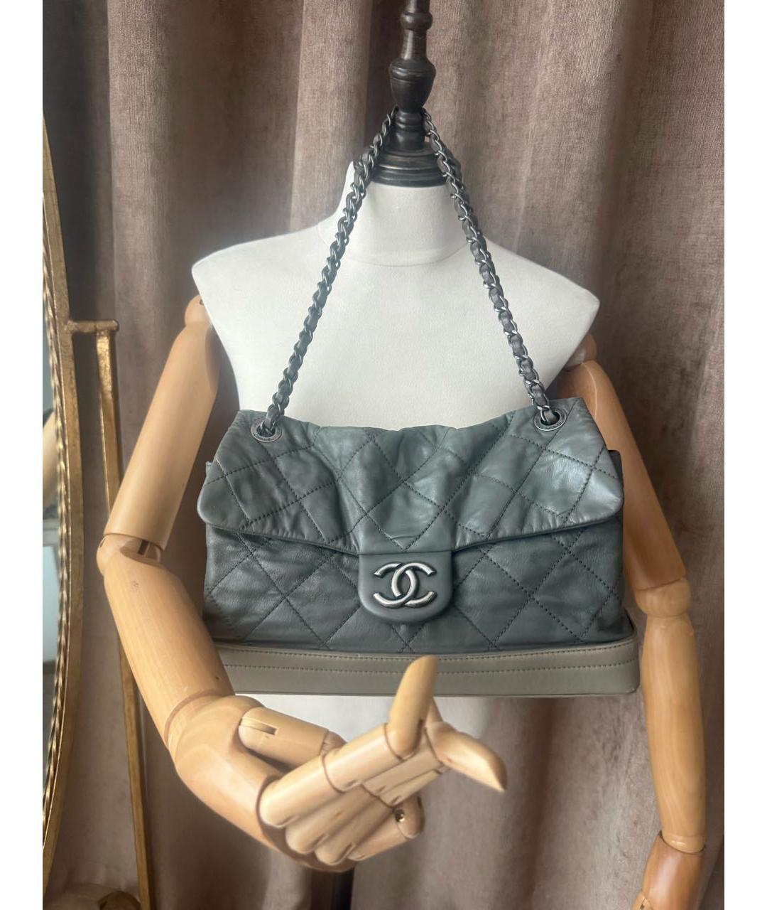 CHANEL Антрацитовая кожаная сумка через плечо, фото 4