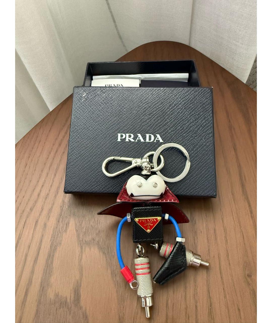 PRADA Черный брелок, фото 2