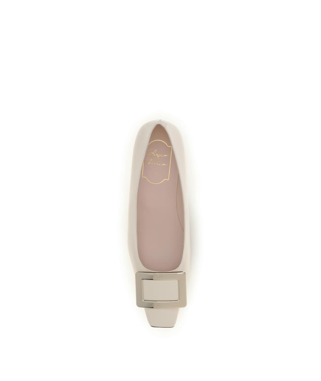 ROGER VIVIER Белые туфли из лакированной кожи, фото 4