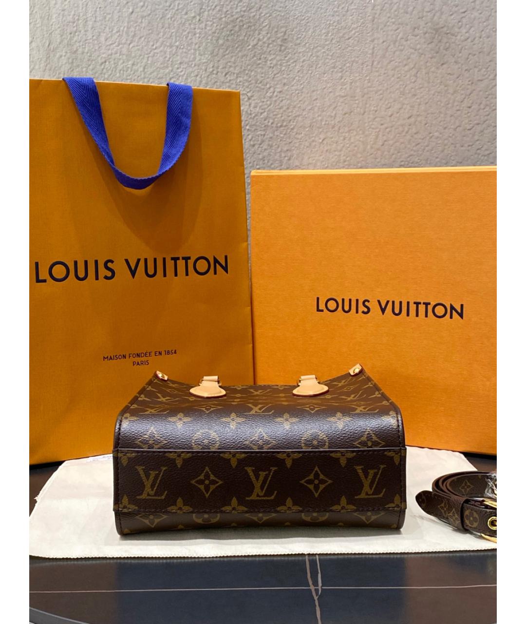 LOUIS VUITTON Коричневая сумка с короткими ручками, фото 5