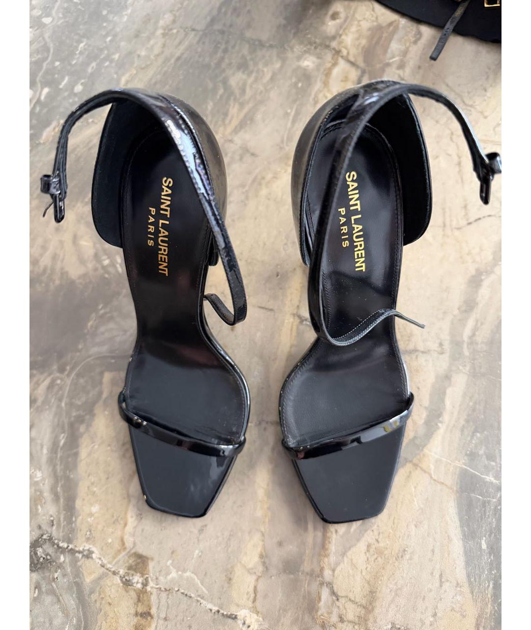 SAINT LAURENT Черные босоножки из лакированной кожи, фото 2