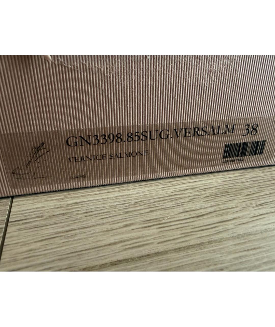 GIANVITO ROSSI Коралловые босоножки из лакированной кожи, фото 8