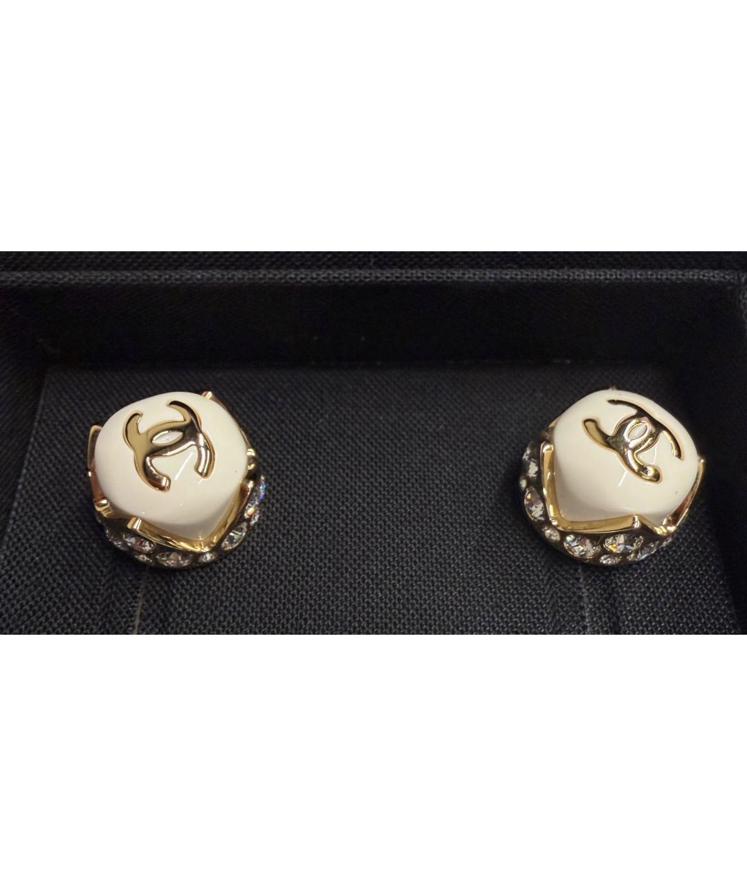 CHANEL Белые серьги, фото 3