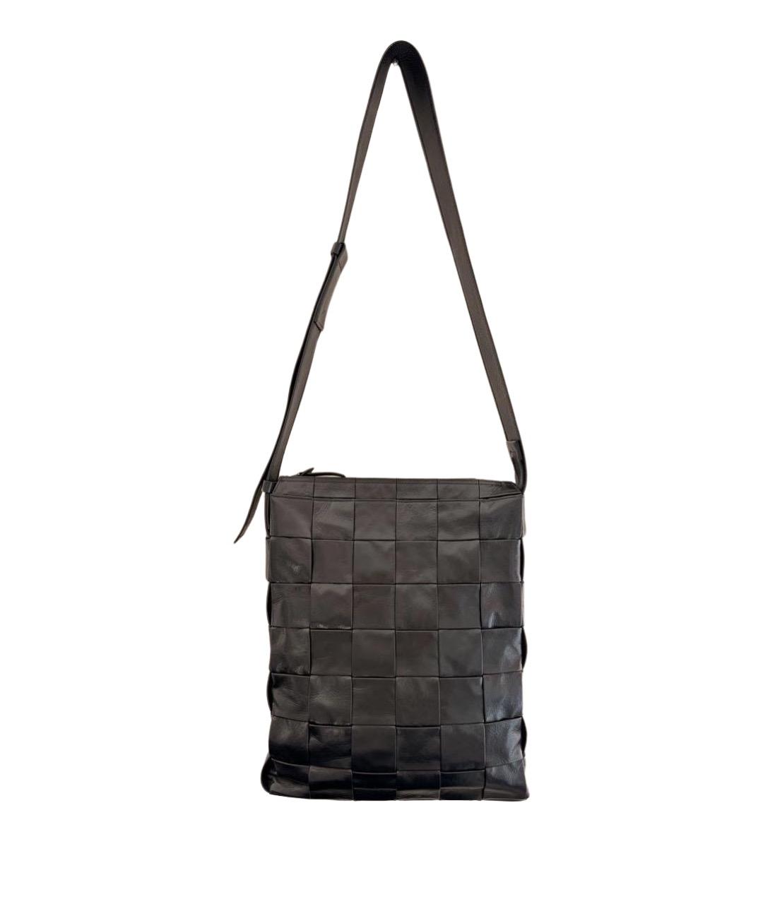 BOTTEGA VENETA Черная кожаная сумка на плечо, фото 1