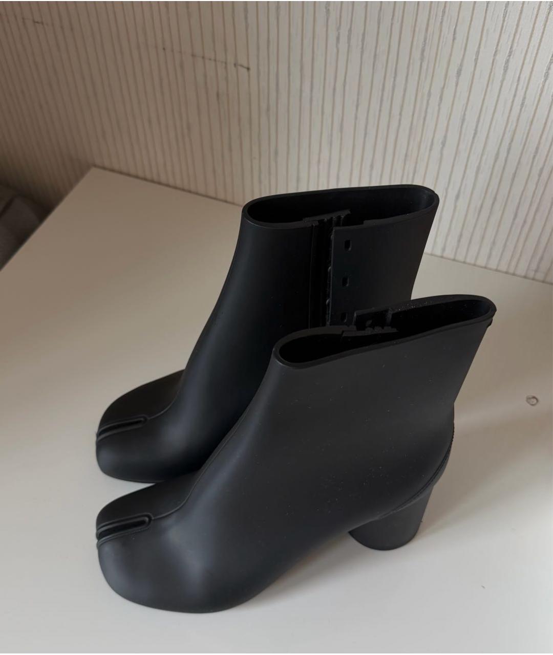MAISON MARGIELA Черные резиновые ботильоны, фото 3