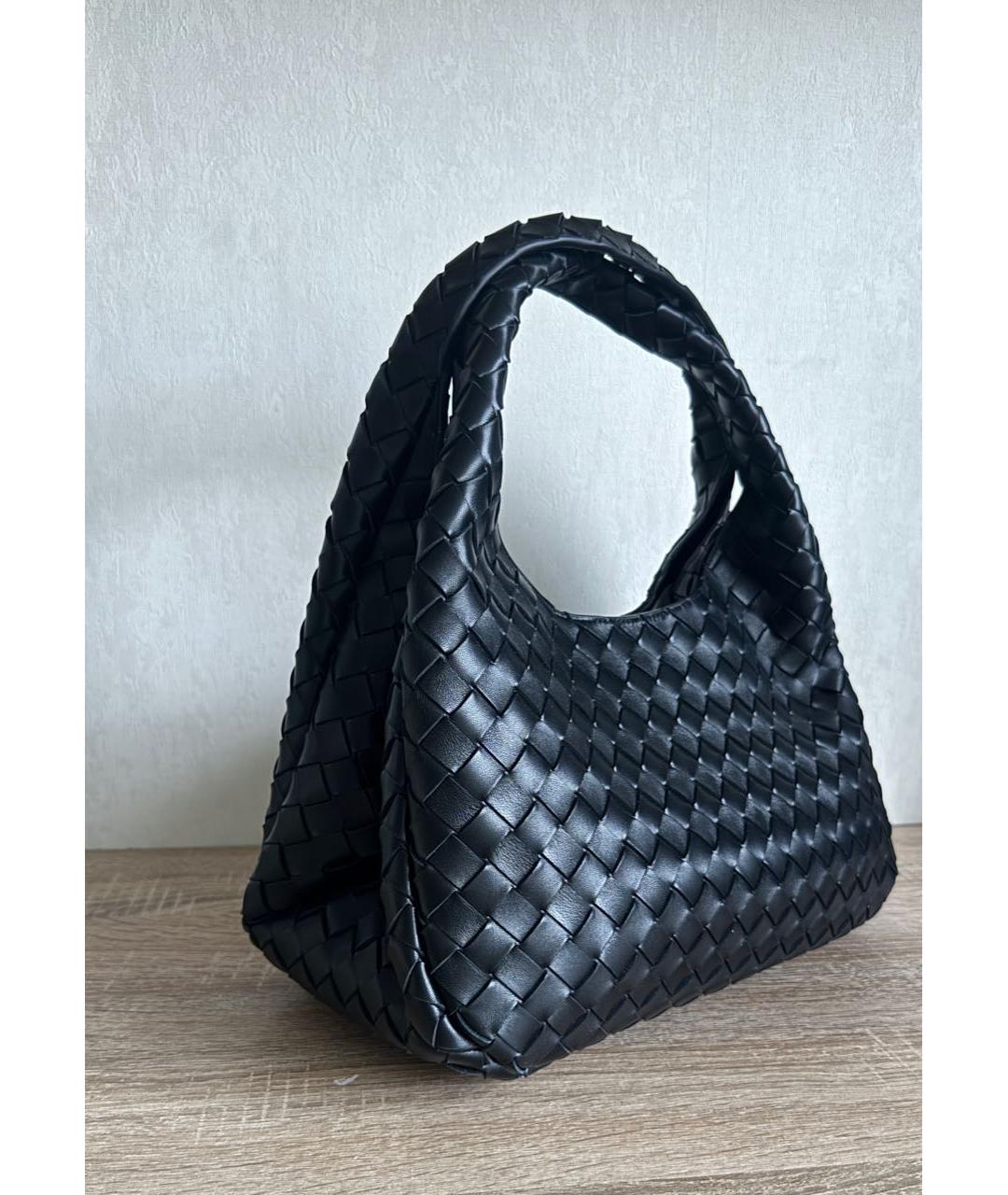BOTTEGA VENETA Черная кожаная сумка с короткими ручками, фото 3